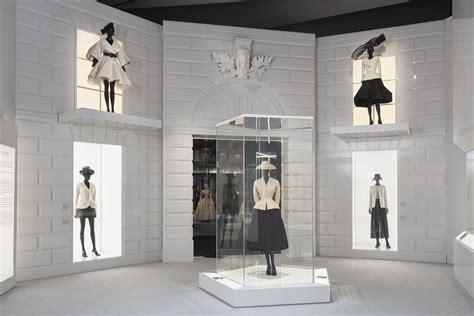 christian dior designer of dreams review|designer of dreams v&a.